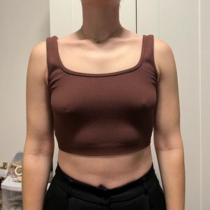 Brown ribbed tank top
